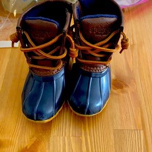 Sperry toddler duck boot size 7